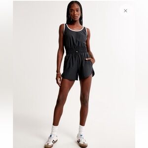 Abercrombie & Fitch Black Traveler Romper S